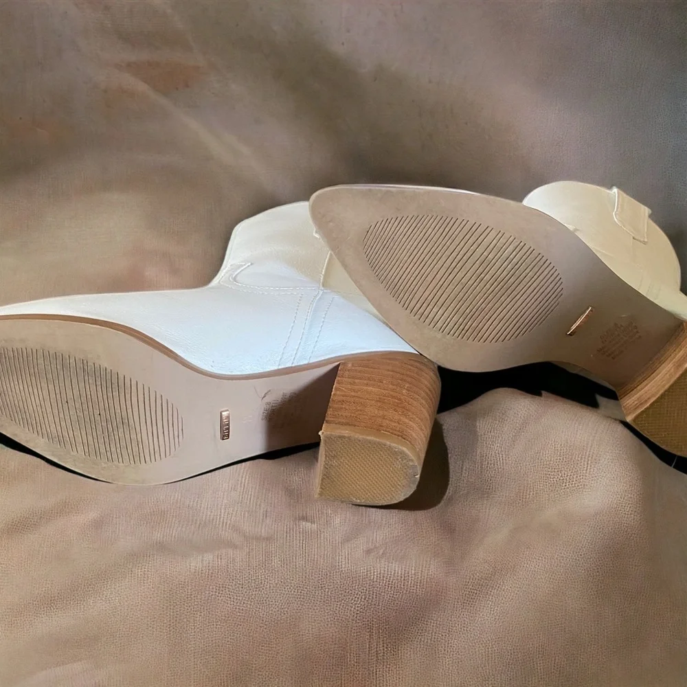 billini white cowboy boots - Picture 3 of 3